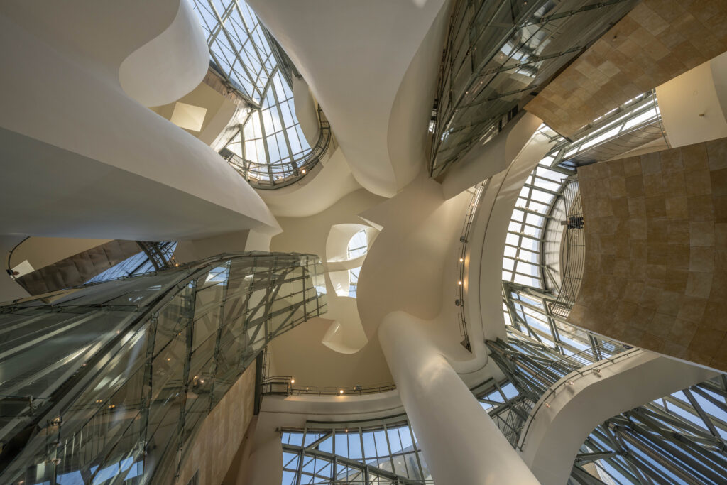 Riesige Kunst und riesiges Essen in Bilbao
