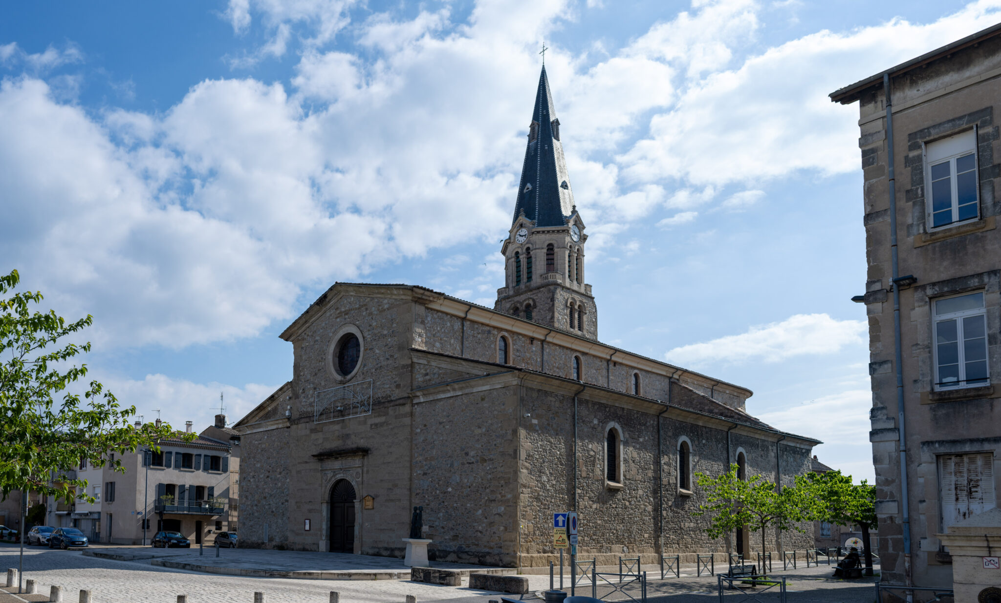2024-04-24-Roussillon-Mirmande-101421